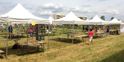 Exposition : Synthèse des expositions pour le CACS Georges Lacour, James, les écarts, les écarts de james, james et compagnie les écarts, james & cie les écarts, james & compagnie les écarts, Metz, Metz nord, Patrotte, Romain Ravenel, illustration, illustrateur, évènement, exposition, personnage, personnage dessiné, intervention artistique, médiation artistique, stand, graphisme, dessin, CACS Georges Lacour, animation culturelle, appar-être, intervenant artistique,